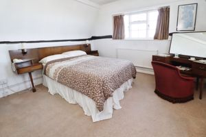 COLCHESTER ROAD- click for photo gallery